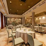 Grand Vilnius, Curio Collection By Hilton Szálloda 5*