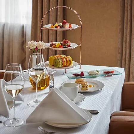 Grand Vilnius, Curio Collection By Hilton 5*