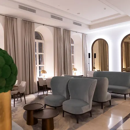 Hotel Grand Vilnius, Curio Collection By Hilton