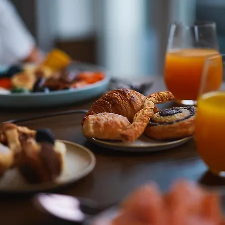 Grand Vilnius, Curio Collection By Hilton Hotel 5*