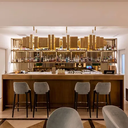 Hotel Grand Vilnius, Curio Collection By Hilton 5*