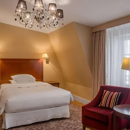 Grand Vilnius, Curio Collection By Hilton Hotel 5*