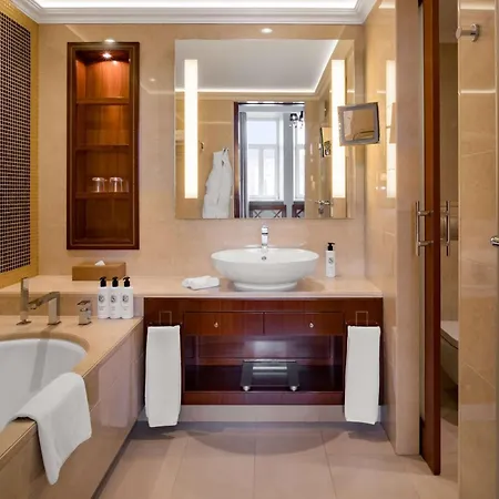 Grand Vilnius, Curio Collection By Hilton 5*