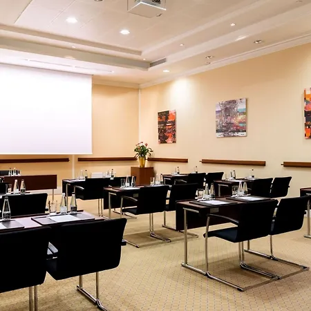 Hotel Grand Vilnius, Curio Collection By Hilton VNO