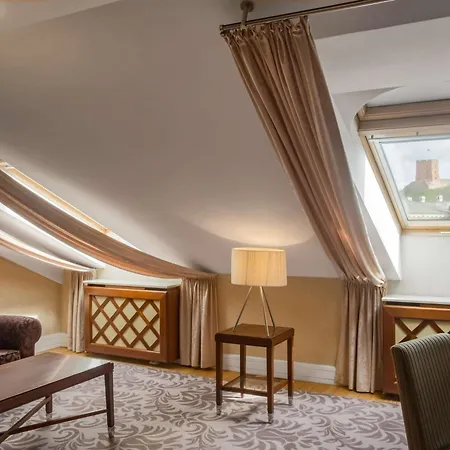 Szálloda Grand Vilnius, Curio Collection By Hilton