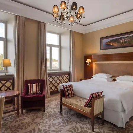 Grand Vilnius, Curio Collection By Hilton Szálloda 5*