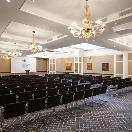 Grand Vilnius, Curio Collection By Hilton Hotel 5*