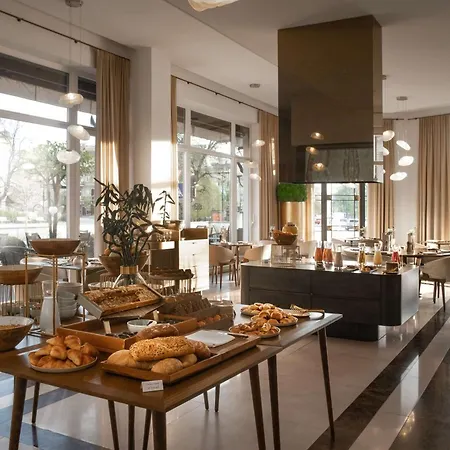 Grand Vilnius, Curio Collection By Hilton