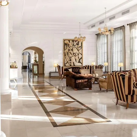 Grand Vilnius, Curio Collection By Hilton 5* VNO