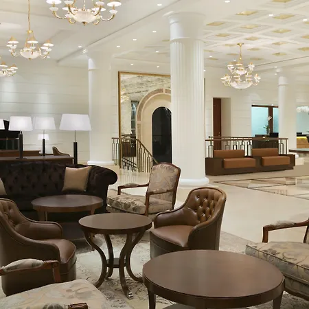 Hotel Grand Vilnius, Curio Collection By Hilton