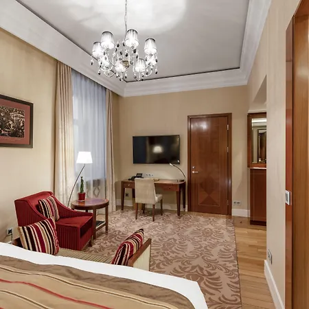 Grand Vilnius, Curio Collection By Hilton Hotel Vilnius