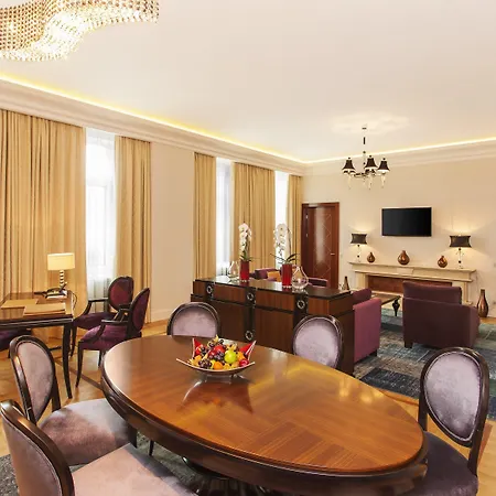 Grand Vilnius, Curio Collection By Hilton Hotel 5*