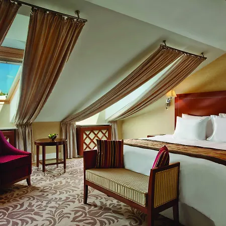 Grand Vilnius, Curio Collection By Hilton