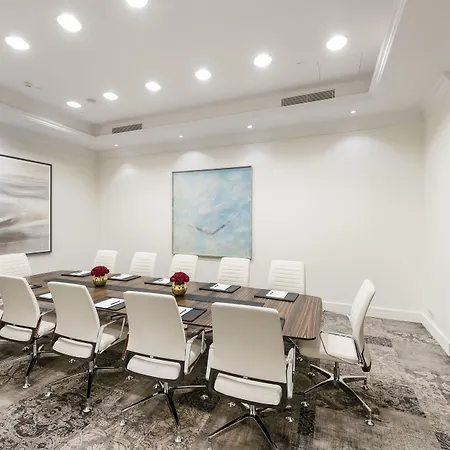 Hotel Grand Vilnius, Curio Collection By Hilton