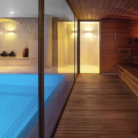 Grand Vilnius, Curio Collection By Hilton