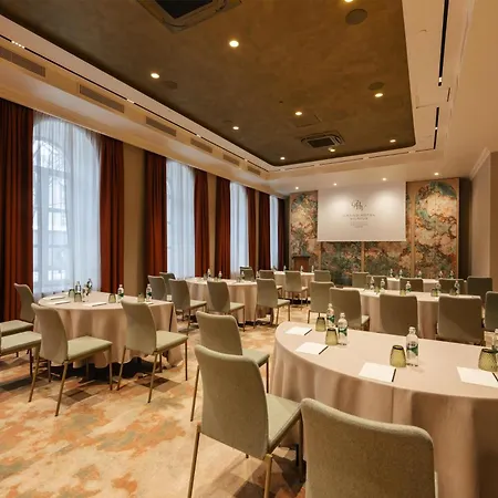 Grand Vilnius, Curio Collection By Hilton 5*