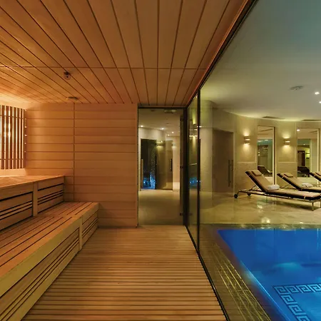 Grand Vilnius, Curio Collection By Hilton 5* Vilnius