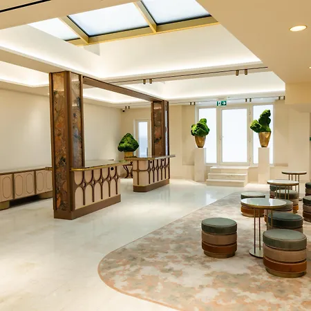 Grand Vilnius, Curio Collection By Hilton 5*