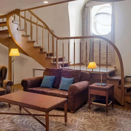 Hotel Grand Vilnius, Curio Collection By Hilton 5*