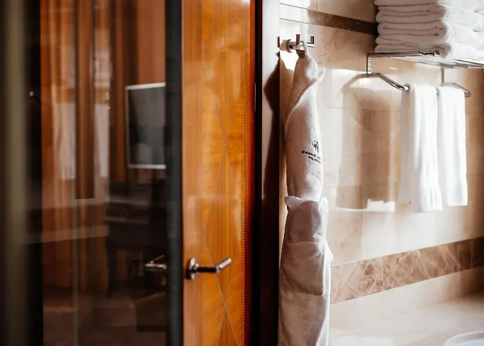 Grand Vilnius, Curio Collection By Hilton Hotel 5*