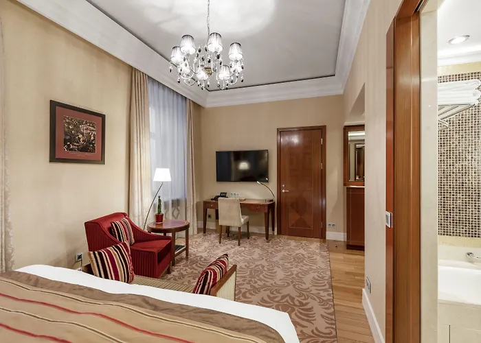 Grand Vilnius, Curio Collection By Hilton 酒店 维尔纽斯