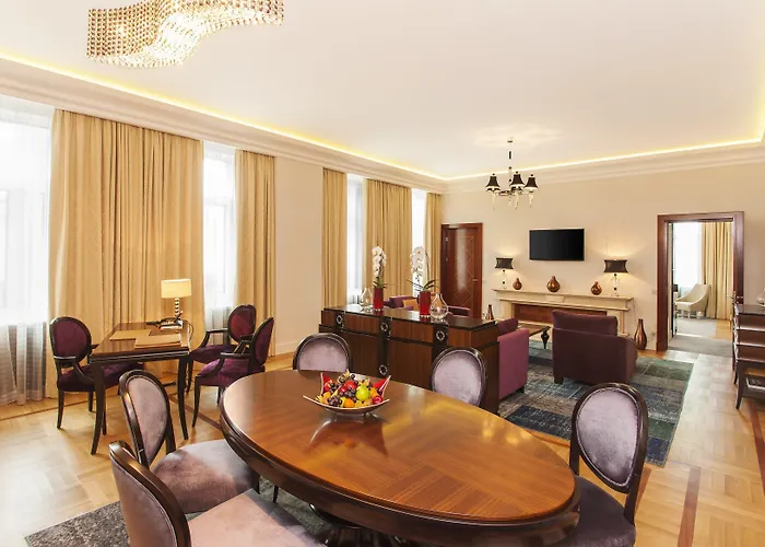 Grand Vilnius, Curio Collection By Hilton Hotel 5*