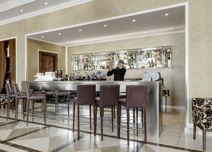Hotell Grand Vilnius, Curio Collection By Hilton 5*