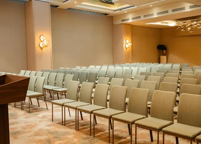 酒店 Grand Vilnius, Curio Collection By Hilton