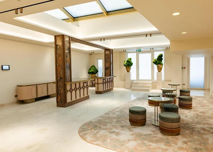 Grand Vilnius, Curio Collection By Hilton