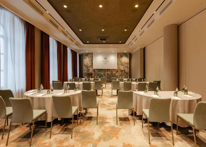 Grand Vilnius, Curio Collection By Hilton 酒店 维尔纽斯