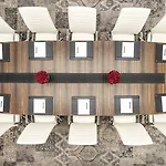 Hotel Grand Vilnius, Curio Collection By Hilton