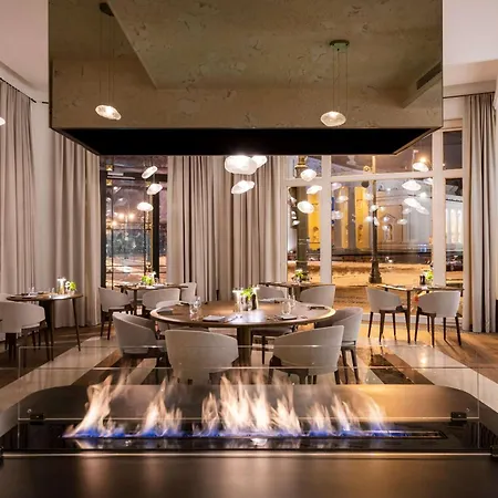 Grand Vilnius, Curio Collection By Hilton Hotel