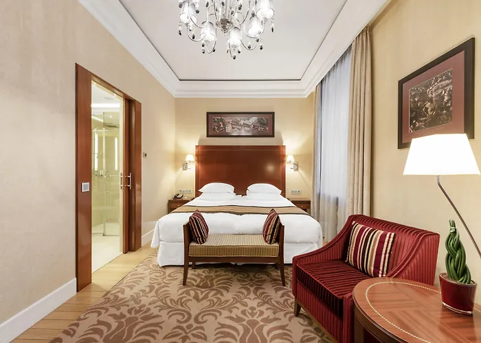 Grand Vilnius, Curio Collection By Hilton Szálloda 5*