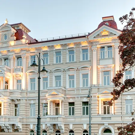 Grand Vilnius, Curio Collection By Hilton 5* Vilna