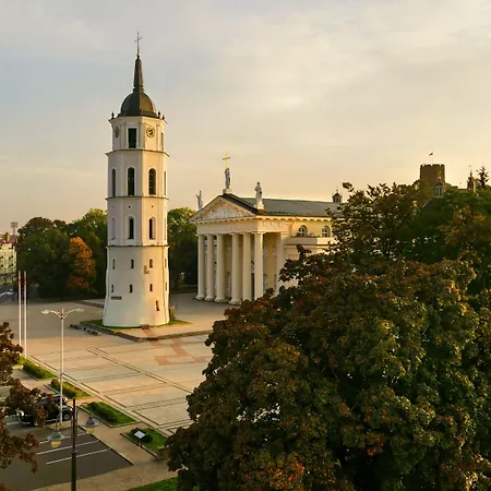 Grand Vilnius, Curio Collection By Hilton 酒店