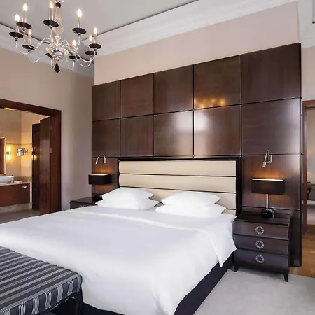 Grand Vilnius, Curio Collection By Hilton Hotel 5*