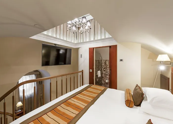 Grand Vilnius, Curio Collection By Hilton Wilno