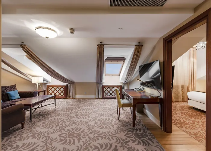 Grand Vilnius, Curio Collection By Hilton Wilno