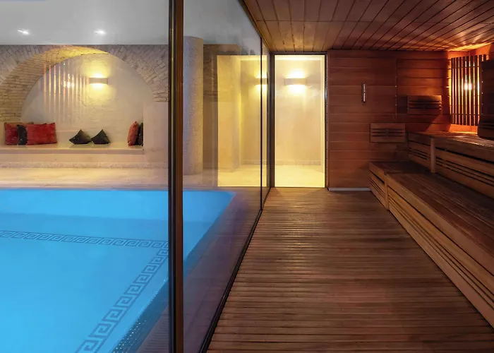 Grand Vilnius, Curio Collection By Hilton