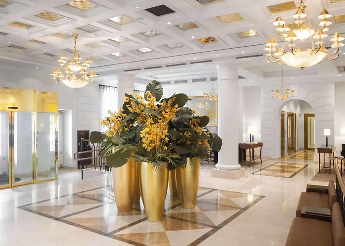 Grand Vilnius, Curio Collection By Hilton Wilno